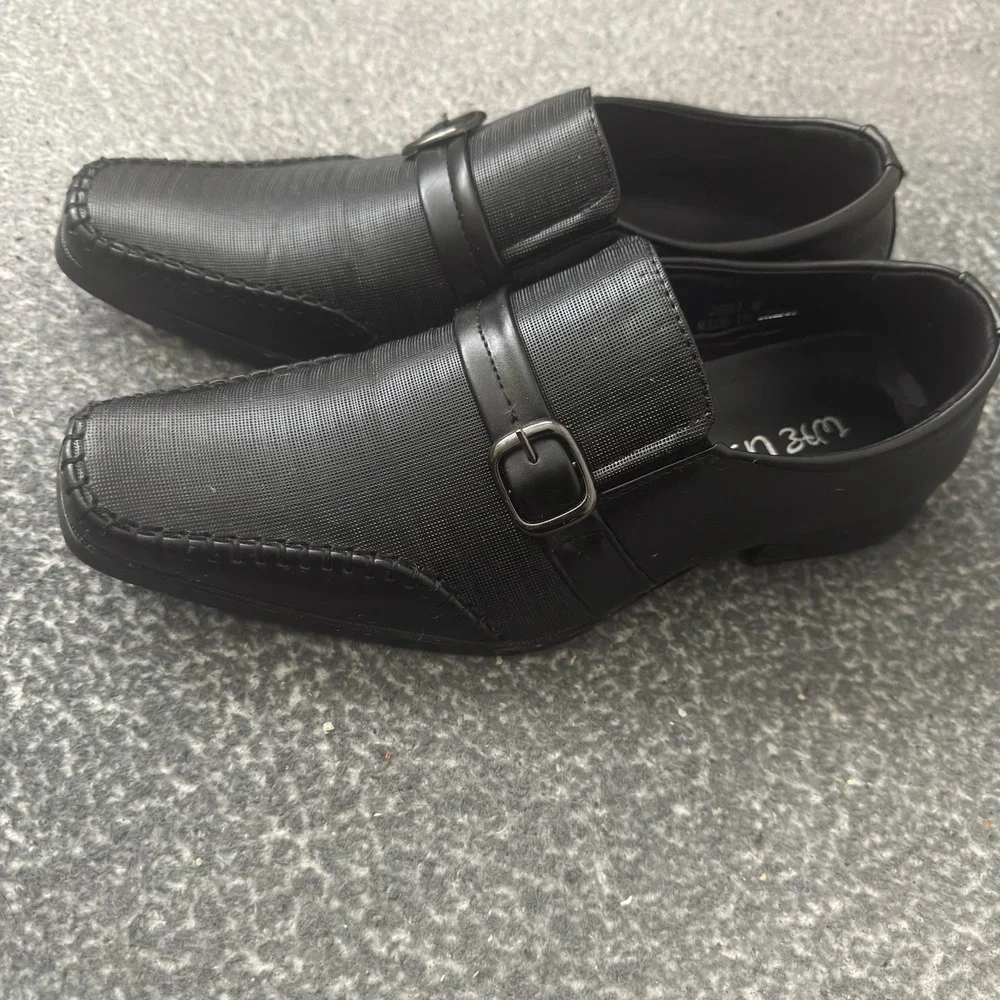 Dress Men's Shoes Black Size 8.5 Excellent Condition